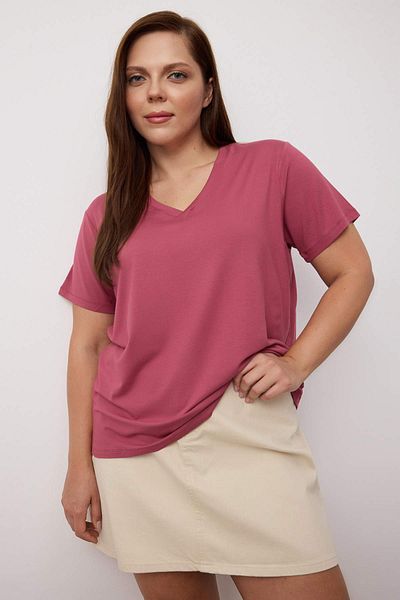 Trendyol Curve Dusty Rose Regular Fit V-Neck Plus Size T-Shirt Tbbss25Bf00062