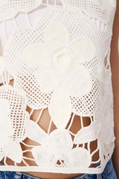 Trendyol Collection Ecru Floral Crochet Detailed Knitwear Thin Blouse Twoss25Bz00587