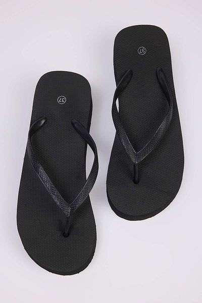 TRENDYOL SHOES Black Women's Flip Flops Wedge Heel Wedge Women's Pilage Slippers Takss25Te00062