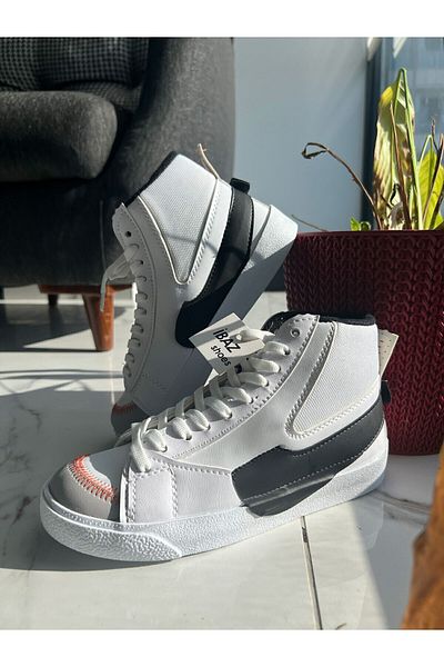 StyleArt Blazer Jumbo White Black High Top Sneakers