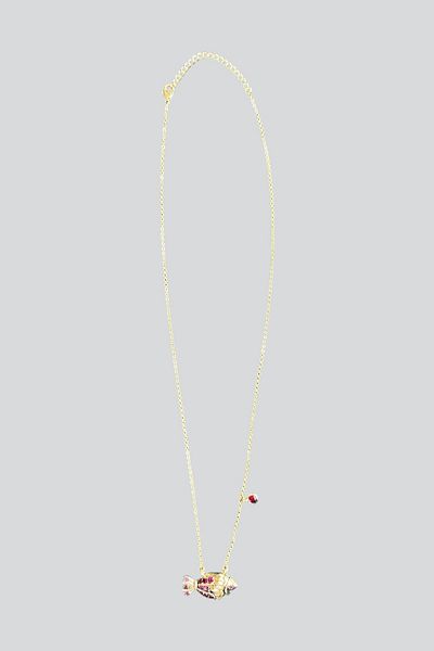 stravis Fish Tail Necklace