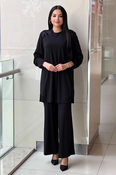 Nuss Tunic Trousers Suit with Satin Piece Detail on the Shoulders