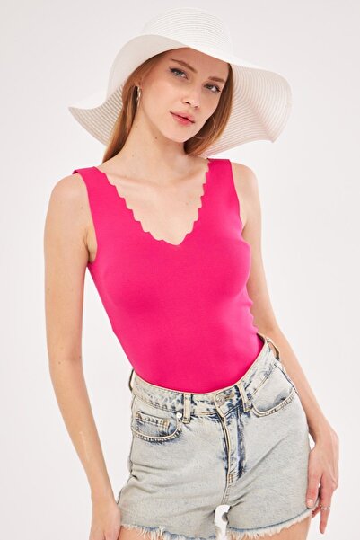 armonika Women's Fuchsia Zigzag V-Neck Camisole Blouse Arm-23y069004