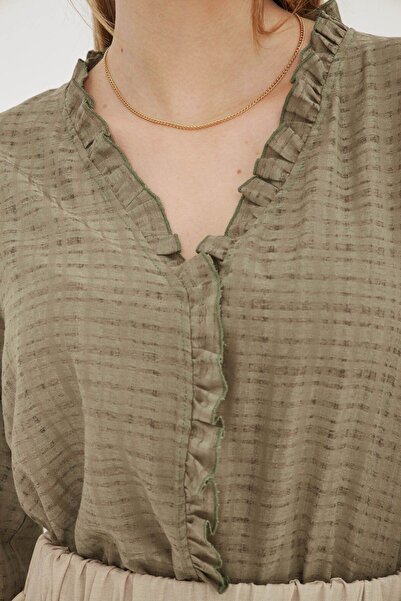 armonika Women's Long Sleeve Blouse with Ruffle Detail and Elastic Sleeves in Khaki - Arm-25K 001030