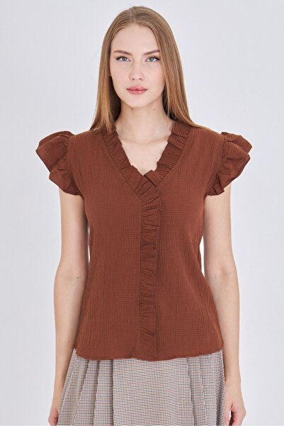 armonika Γυναικεία καφέ μπλούζα με βολάν με γιακά και μανίκια ARM-25Y001063