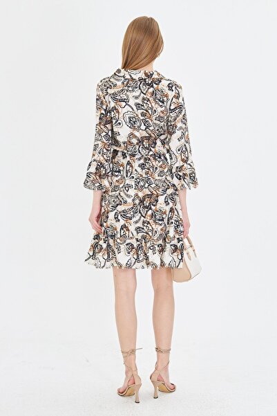 armonika Дамска кафява рокля с V-образно деколте, ръкави и волан, с еластична талия ARM-25Y001020