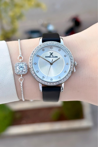 Daniel Klein Kasası Metalik Kordonu Siyah Renk 24 Ay Garantili Kadın Kol Saat...