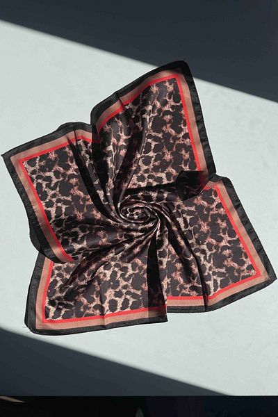 keisy Black Border Leopard Bandana Scarf