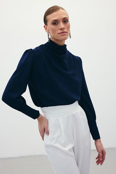 Sateen Bluză Bleumarin - Drapa Detaliată