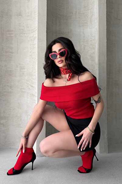 New Now MADONNA YAKA KOLSUZ KAŞKORSE BLUZ