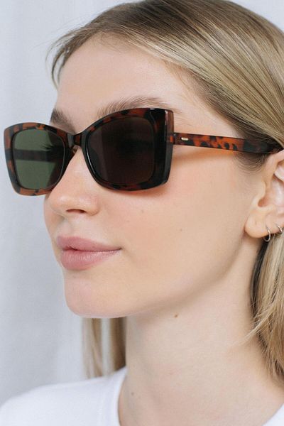 Bilge Karga Greta Leopard Green Sunglasses