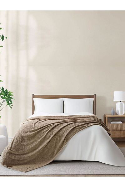 Donetella King Size Fleece Blanket 210x240 cm, Floral Texture Soft & Cozy, 350 GSM for Bed & Sofa