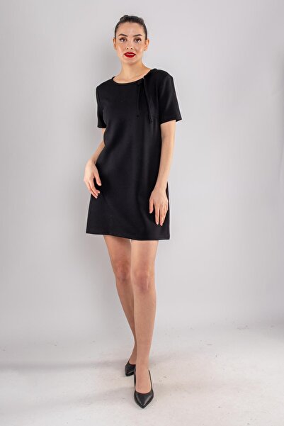 AYHAN 61898 Bisiklet Yaka Taşlı Fiyonk Detay Mini Örme Elbise