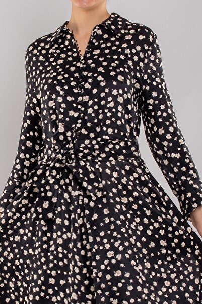 AYHAN 61907 Μακρύ φόρεμα με σατέν λουλούδι με κουμπιά και ζώνη