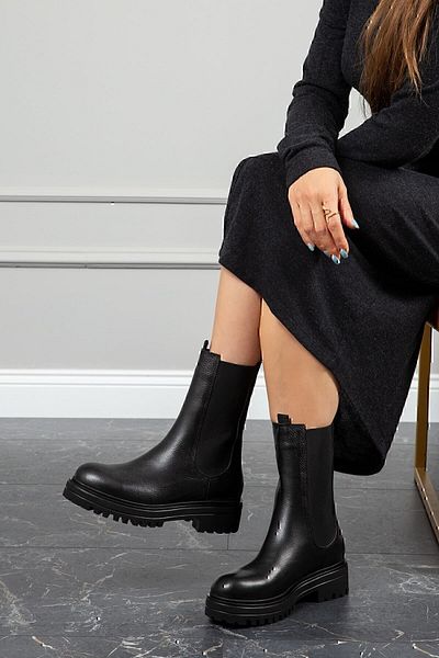 Deery Genuine Leather Black Chelsea Women's Boots