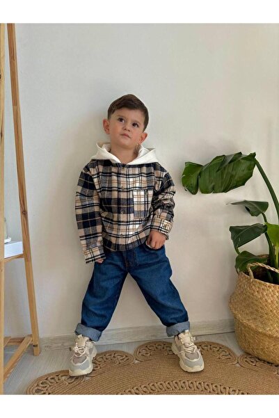 MİO Sapkalı Kareli Gömlekli Takım Çok Renkli