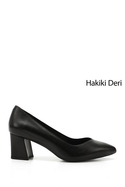 GÖNDERİ(R) Women/Girls Black Pointed Toe Medium Thick Heeled Genuine Leather Shoes