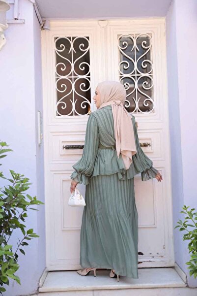 N.S NEVA STYLE Pleated Green Hijab Skirt Double Suit 4478Cy