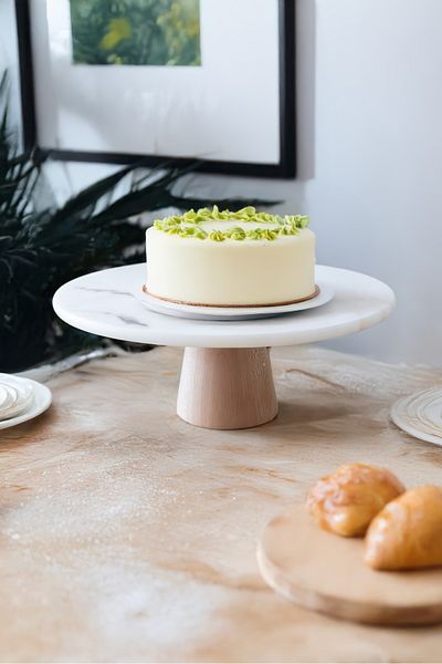 Akayev Marble 28 Cm Conical Wooden Legged White Round Presentation Plate