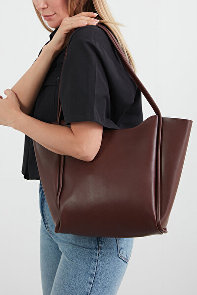 Fulla Moda Faux Leather Zippered Shoulder Bag