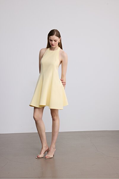 SevdeUgur Halter Yaka Volanlı Sarı Elbise