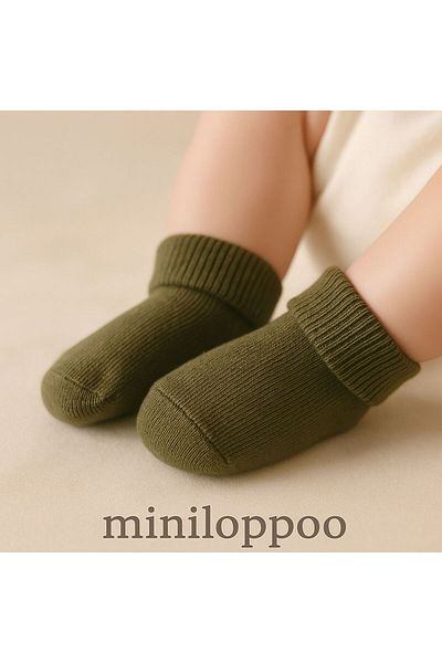 MİNİLOPPOO Socket Socks and Handkerchiefs