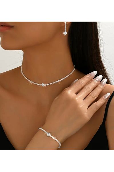 Mihra Aksesuar Necklace Earrings Bracelet Set of Three