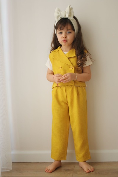 Morbellabutikaksesuar Girl's Yellow Suit – Button Detailed Vest and Trousers Set