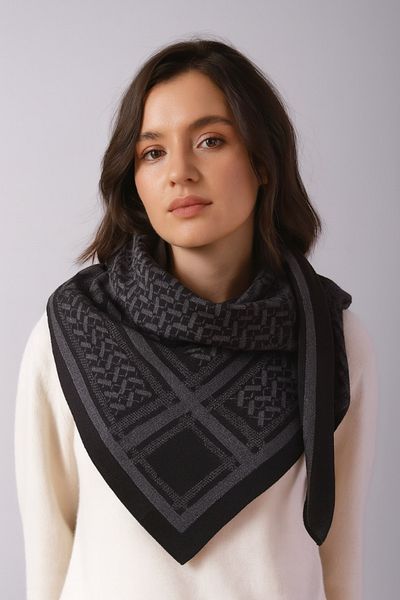 Sebir Moda Triangle Patterned Knitwear Shawl