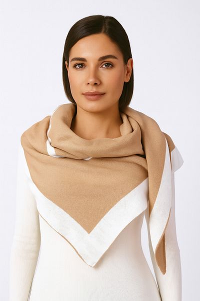 Sebir Moda Two-Color Striped Triangle Knitwear Shawl