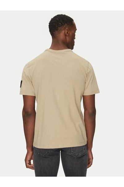 Calvin Klein Calvin Klein Men Brown Badge Regular Short Sleeve T-Shirt