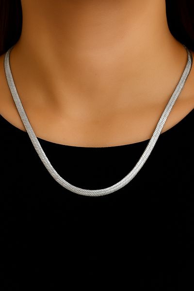 Mathilda Aksesuar Women's Silver Italian Chain Necklace
