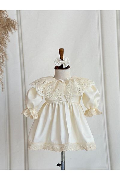 Hobidik Set rochie pelerina margarete crem pentru copii