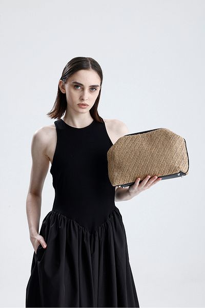 HEYBE'S Дамска чанта Heybes от черна кожа с плитка от юта и ританска кост