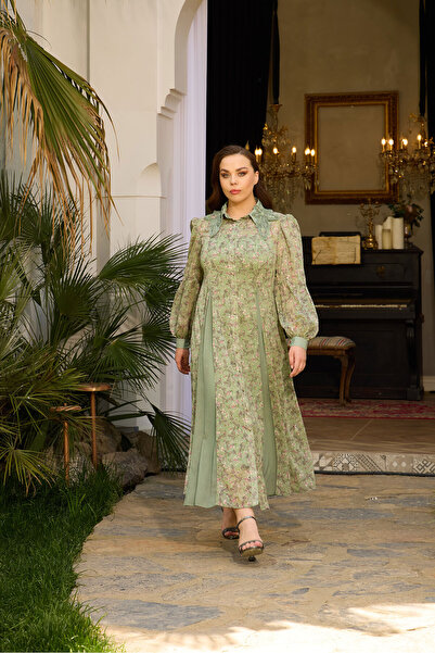 QUİZAS Quizas Collar Applique and Beadwork Pleated Shirt Dress