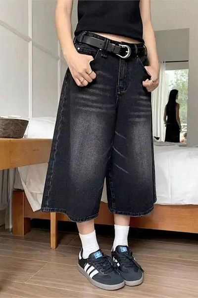 Köstebek Black Washed Retro Short Leg Jeans Shorts