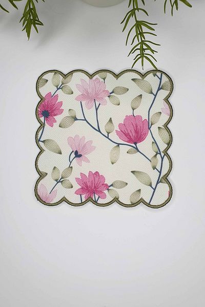 decofav Pink Flower Patterned Romantic Embroidery Edge Cocktail Napkin 1 Piece