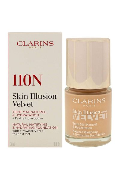 Clarins Skin Illusion Velvet – Natural Matte Foundation with Serum Effect – 30 ml