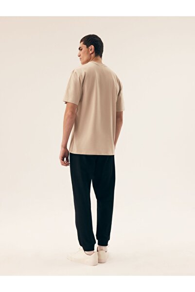 Henderson Classic men's t-shirt simplicity & elegance & Minimalist design & Quality cotton | Mite