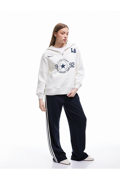 Koton Raised Half Zipper Wide Collar College Themed Printed Sweatshirt