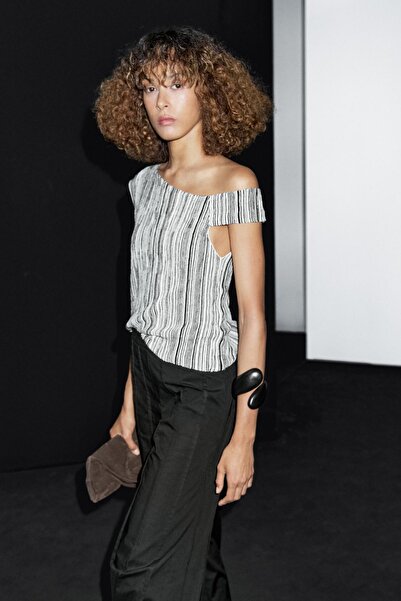 Massimo Dutti Dikiş detaylı geniş paça pantolon