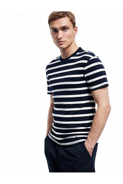 Koton Κοντό μανίκι Crew Neck Slim Fit ριγέ μπλουζάκι