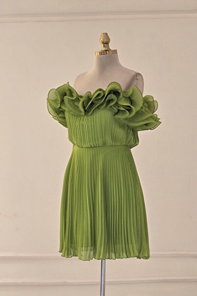 Yonca Moda Evi Fıstık Yeşili Fırfırlı Şifon Mini Abiye 58335