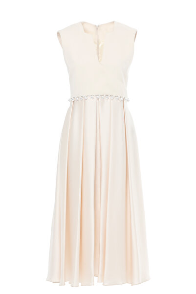 GİZİA Beli İncili Pili Katlamalı Bej Elbise