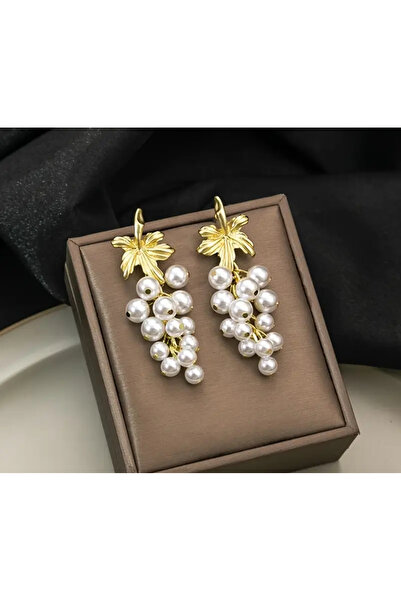 LİLİBETH BİJOU Üzüm Formlu İnci ve Altın Yaprak Küpe