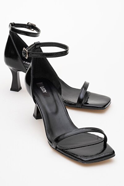 Lizy Shoes Μαύρα γυναικεία πέδιλα με τακούνι και μία λουράκια