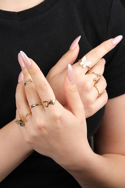 Jack Ferrero Women's Gold Color Non-Fade Ring Set