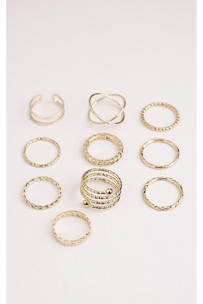 Jack Ferrero Women's Gold Color Non-Fade Ring Set