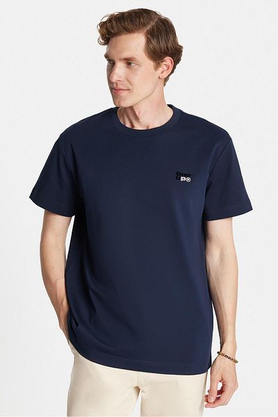 Tudors Ανδρικό μπλουζάκι με λαιμόκοψη Navy Blue με λεπτομέρεια εκτύπωσης και κεντήματος στο μπροστινό και πίσω μέρος από βαμβακερό χαλαρό κοψίματος