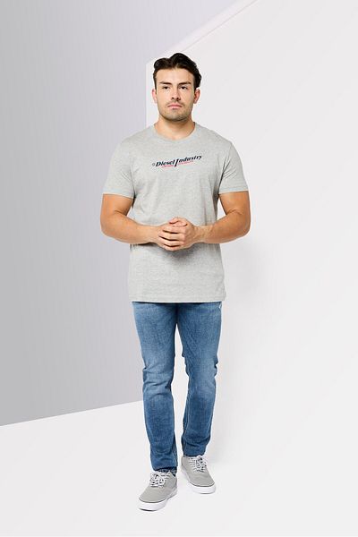 Diesel Men Crew Neck Short Sleeves Graphic Print T-Shirt, Grey